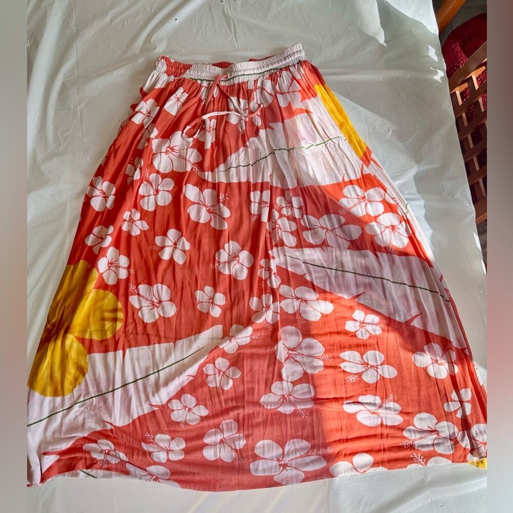 Nieves Lavi Orange Floral Skirt L